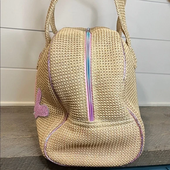 Miss Gwen's - OMG -  "VACAY" Straw Color Block Medium Duffle Bag - Picture 4 of 8